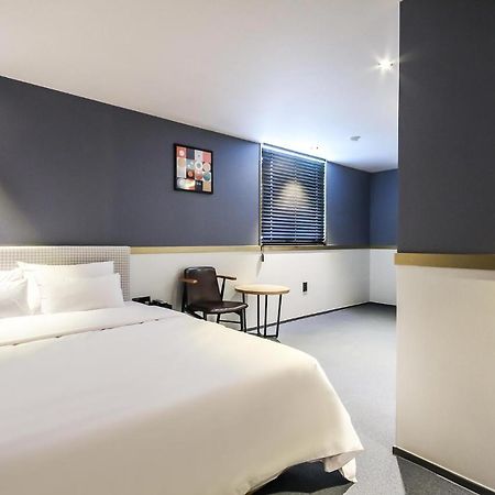 Deluxe Motel กอเจ ภายนอก รูปภาพ