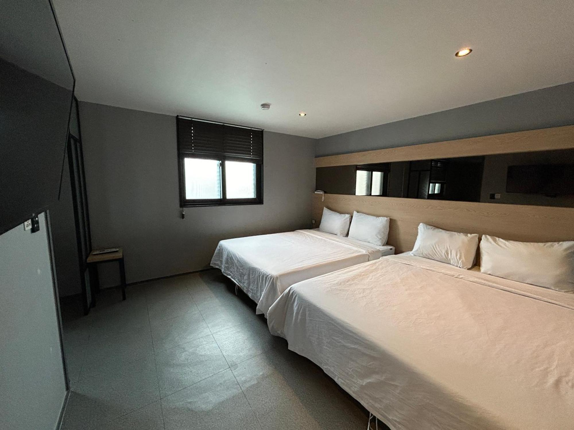 Deluxe Motel กอเจ ภายนอก รูปภาพ