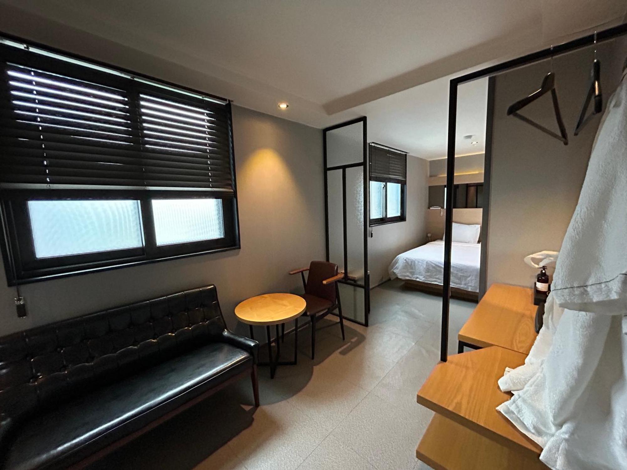 Deluxe Motel กอเจ ภายนอก รูปภาพ