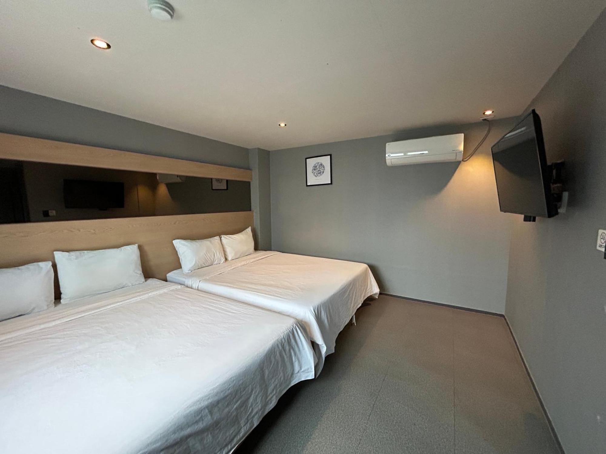 Deluxe Motel กอเจ ภายนอก รูปภาพ