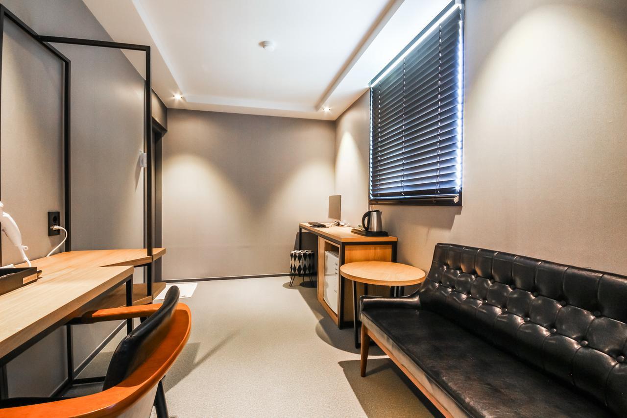 Deluxe Motel กอเจ ภายนอก รูปภาพ