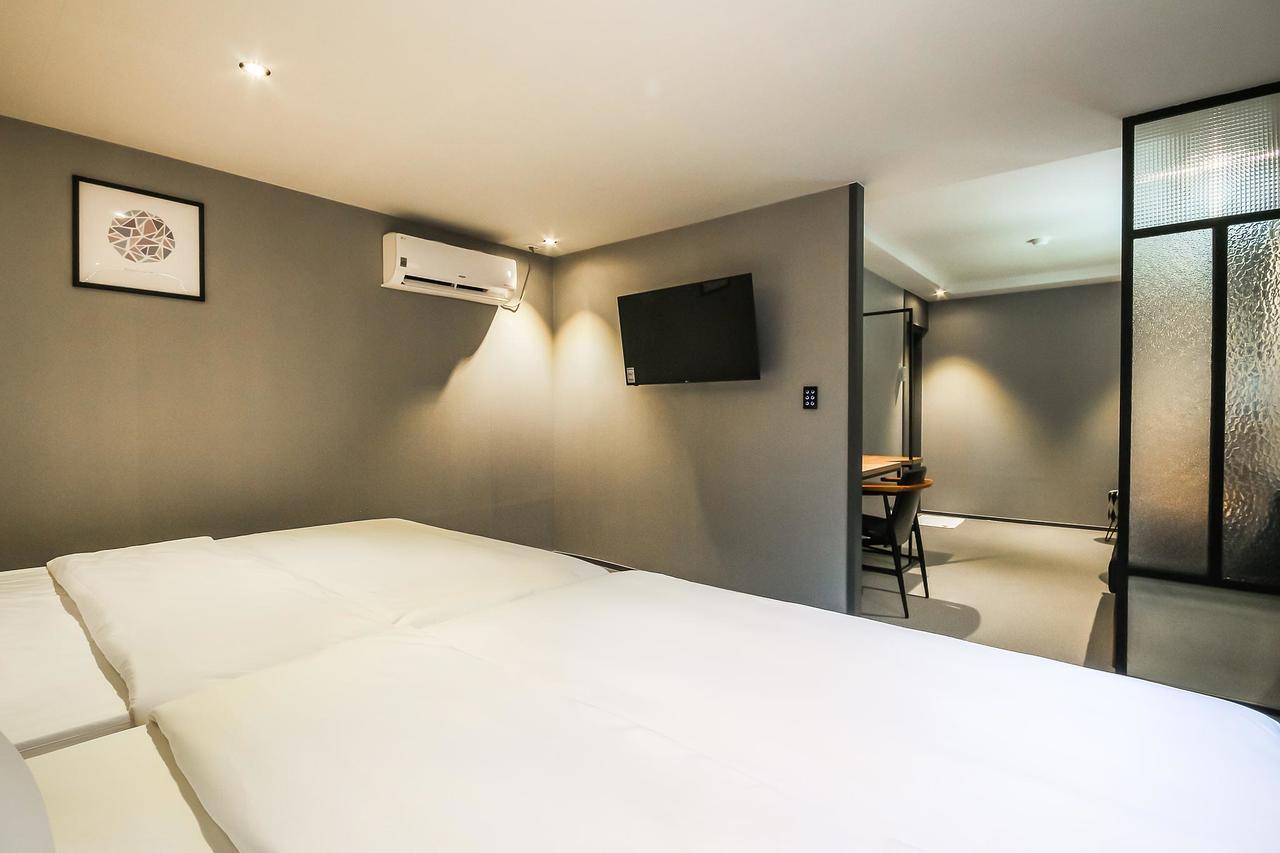 Deluxe Motel กอเจ ภายนอก รูปภาพ
