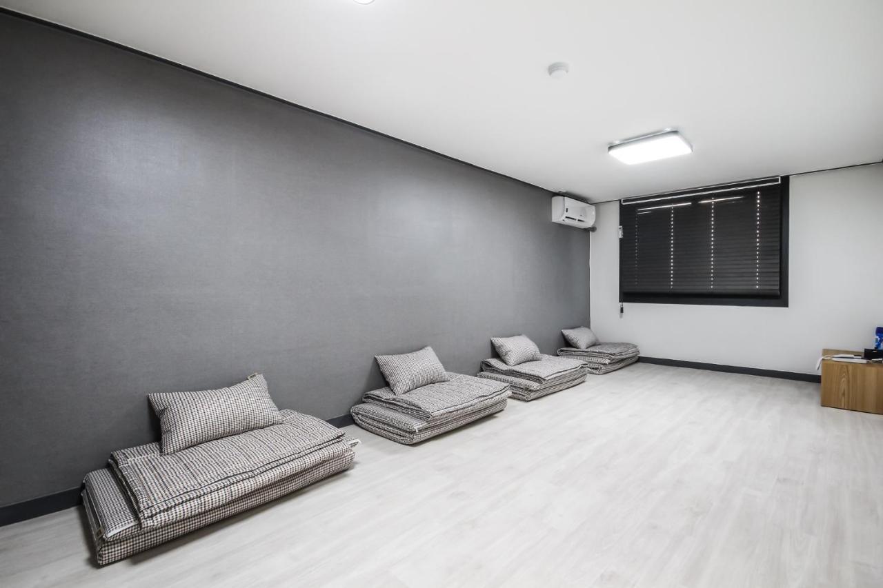 Deluxe Motel กอเจ ภายนอก รูปภาพ